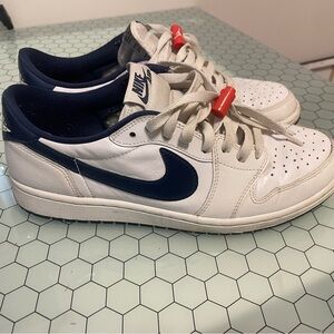 Nike Jordan 1 low Men's size10